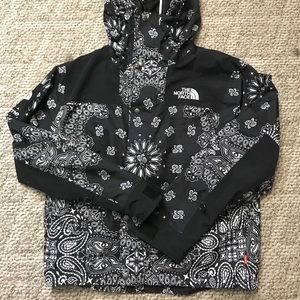 Supreme x TNF Bandana Paisley